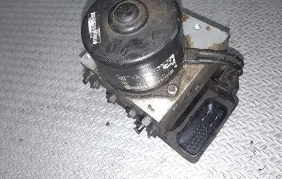Ford Galaxy ABS Pump 1J0907379G 1J0614117G