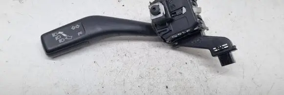 Volkswagen Golf VI Indicator stalk 1K0953513E