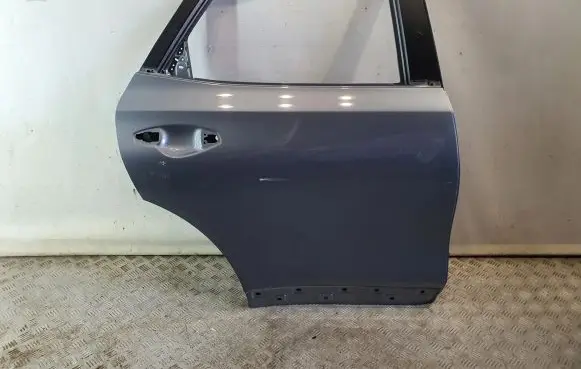 KIA Ceed Rear door