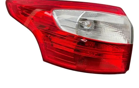 Ford Focus Rear/tail lights BM5113405G BM5113405H