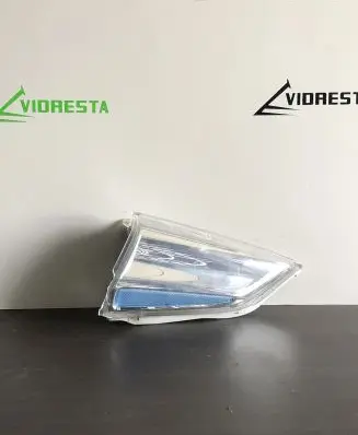 Nissan Leaf I (ZE0) Front reflector 261853NL0A L90030068 2014225458