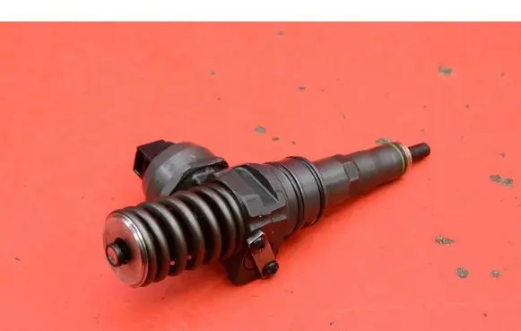 Seat Ibiza IV (6J,6P) Fuel injector 038130073BN