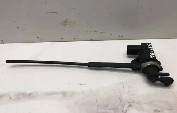 Volkswagen PASSAT B5.5 Turbo solenoid valve 1J0906627 04T090 72290320