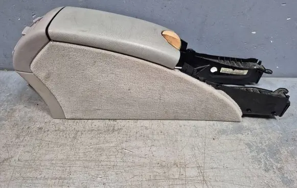 Mercedes-Benz E W211 Armrest 