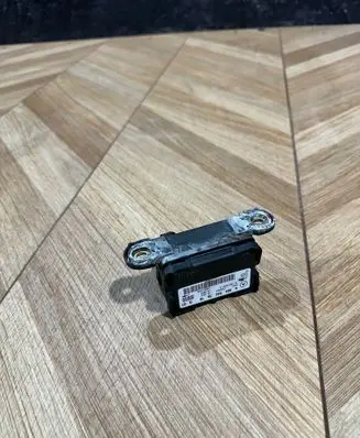 Mercedes-Benz R W251 ESP acceleration yaw rate sensor A0045423818 10170103573