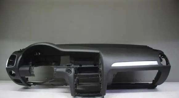 Audi Q7 4L Dashboard