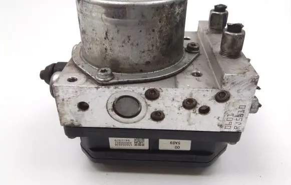 Nissan Juke I F15 ABS Pump E56050930 A98000B51