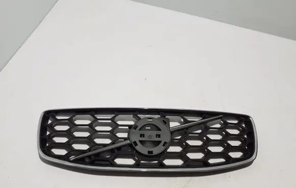 Volvo XC70 Front grill 31353616