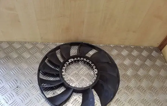 Audi A6 S6 C5 4B Fan impeller 