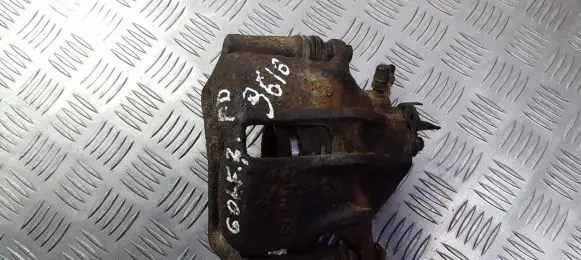 Volkswagen Golf III Front brake caliper