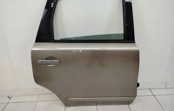 Nissan Note (E11) Rear door 