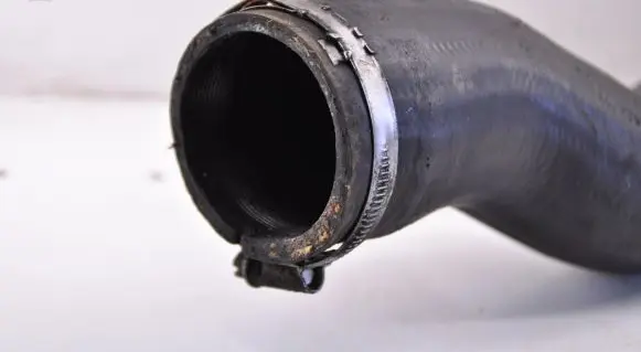 Opel Mokka X Intercooler hose/pipe 55568175