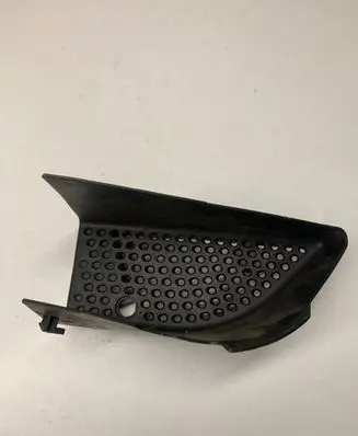 Porsche Macan (95B) Intercooler air channel guide 95B121700C