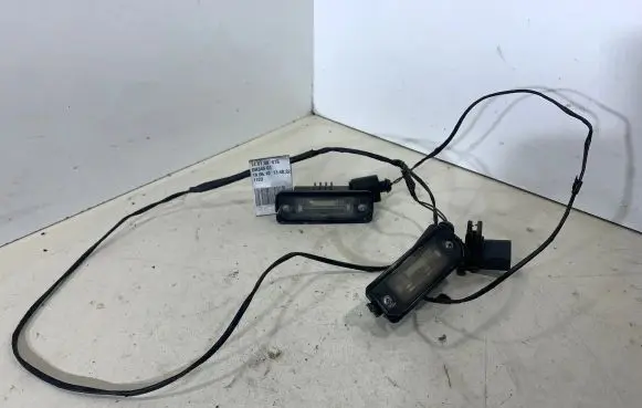 Volkswagen PASSAT CC Number plate light 3C8971104B 1J6943021B