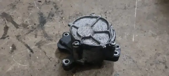Volvo V50 Vacuum pump D165116
