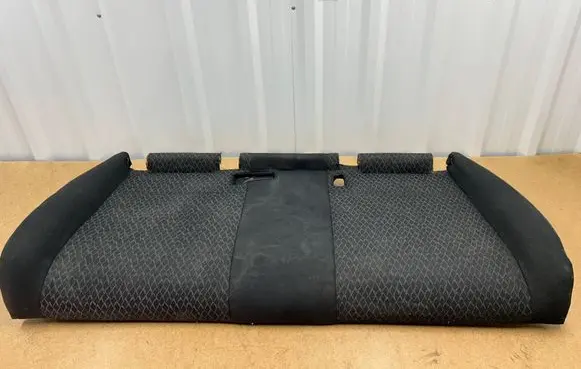 BMW 3 E46 Rear seat 52207027566 7027566 52207027565
