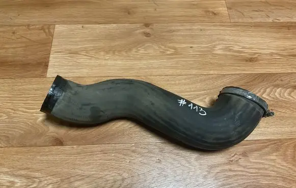 Intercooler hose/pipe