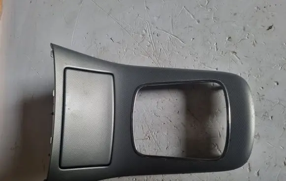 Toyota Avensis T250 Car ashtray