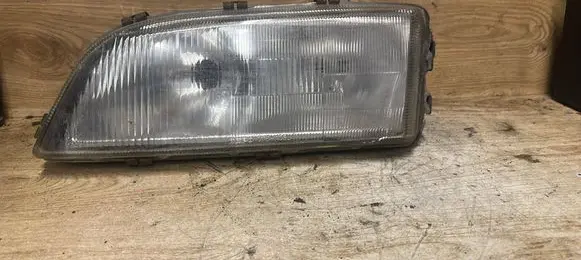 Volvo V70 Headlight/headlamp 9169362