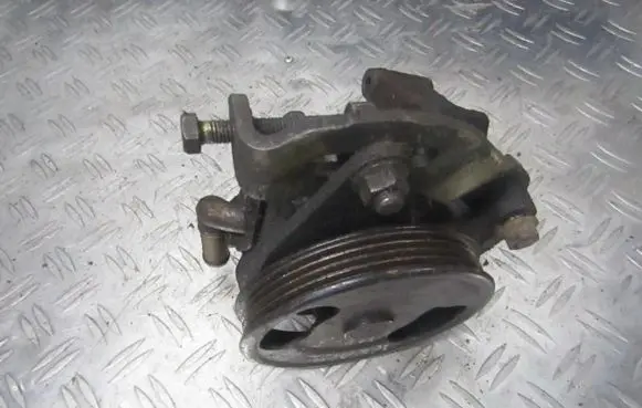 Mazda MX-3 Power steering pump