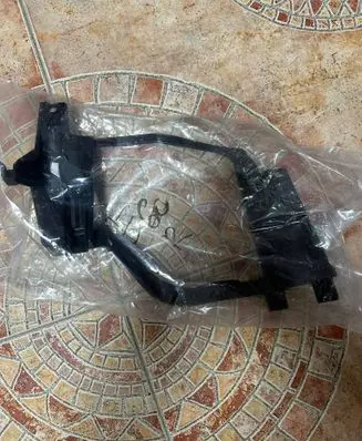 BMW 5 E60 E61 Headlight/headlamp mounting bracket 63126936090