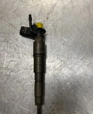 BMW 5 E60 E61 Fuel injector 0445115048