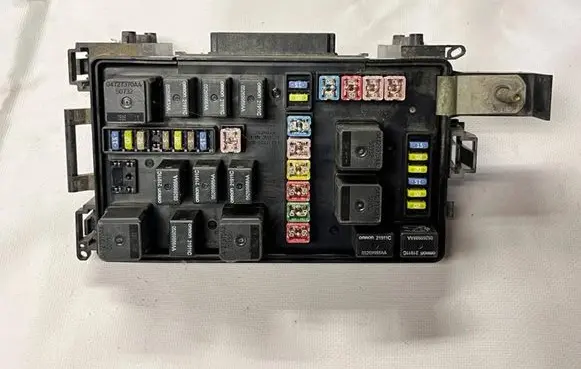 Chrysler 300 - 300C Fuse box set P05087269AH 16238AC