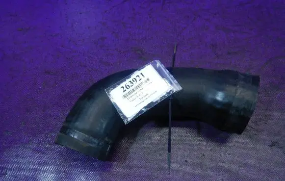 Intercooler hose/pipe