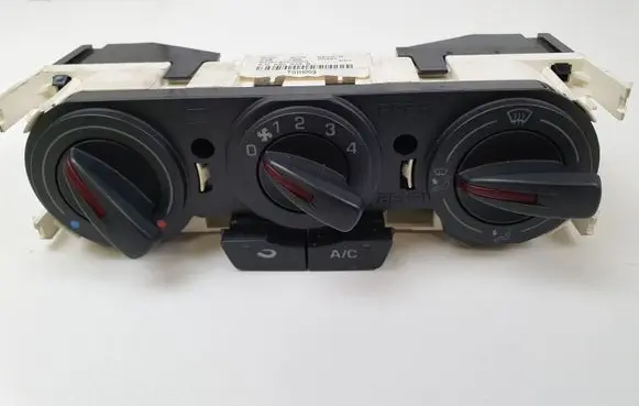Seat Ibiza IV (6J,6P) Climate control unit 6J0820045B