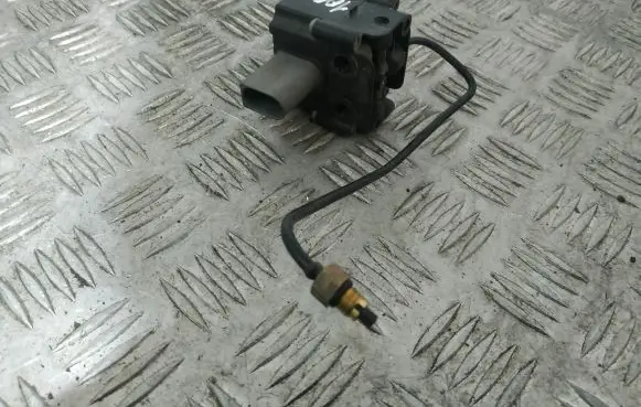 BMW X5 E70 Hydraulic servotronic pressure valve EBMV0586A