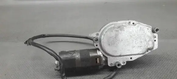 Volkswagen Scirocco Rear window wiper motor 533955713