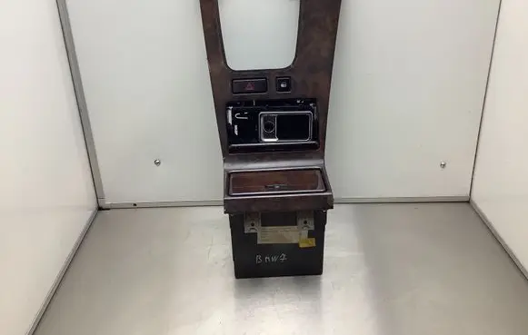 BMW 7 E38 Gear shifter surround trim plastic 51168156668