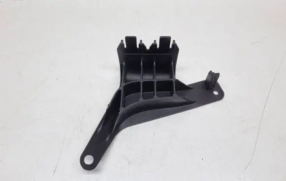 BMW 5 F10 F11 Other engine bay part 7575410 17137575410