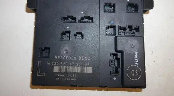 Mercedes-Benz SL R230 Door control unit/module 2308204726