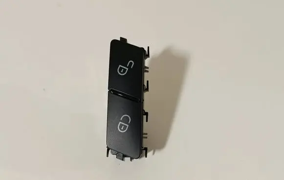 Mercedes-Benz CLS C218 X218 Central locking switch button A2049058402 10023298