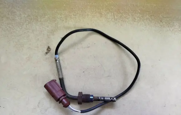 Audi A6 S6 C7 4G Exhaust gas temperature sensor 059906088CE