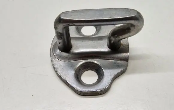 BMW 3 G20 G21 Rear door lock loop/hook striker 7446788