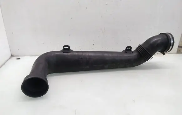 Land Rover Discovery 3 - LR3 Air intake hose/pipe 4619625902