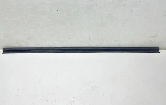 Nissan Qashqai J12 Side skirt front trim 808386UA4A