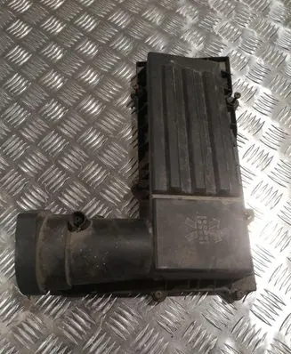 Volkswagen PASSAT B7 Air filter box cover 3C0129607BC 3C0129601CC 1K0183B