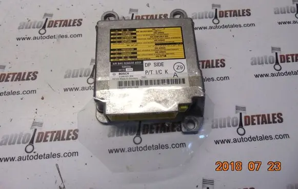 Lexus IS 220D-250-350 Airbag control unit/module 8917053110 0285001904