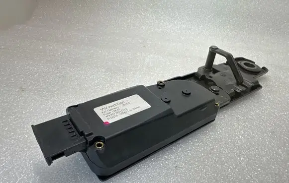 Audi A6 S6 C7 4G Tailgate/trunk/boot lift motor 4F9827383H
