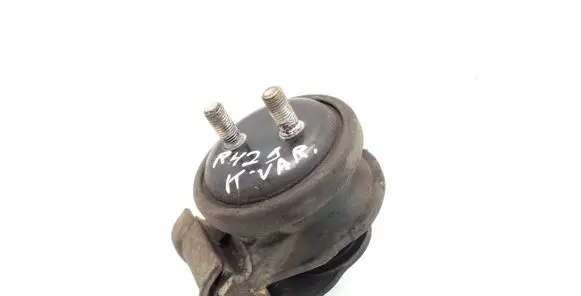Suzuki Grand Vitara II Engine mount bracket