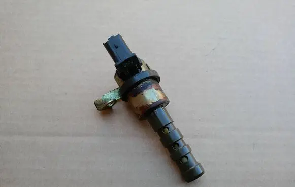 Renault Scenic II - Grand scenic II Camshaft vanos timing valve 108674