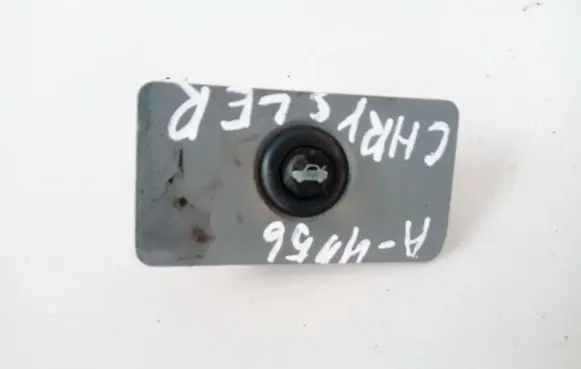 Chrysler Sebring (JS) Tailgate opening switch 1cm40trma 1000703
