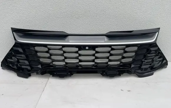 KIA Sportage Front grill 86350-R2030 86351-R2030