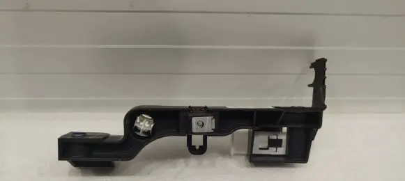 Dodge RAM Headlight/headlamp mounting bracket 68222826AB