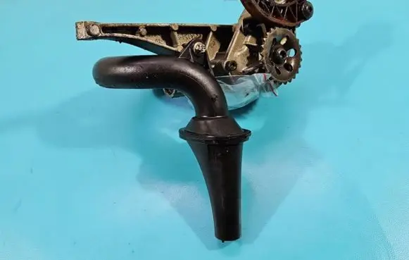 Mercedes-Benz R W251 Oil pump A2721800501 IMPRK1367332