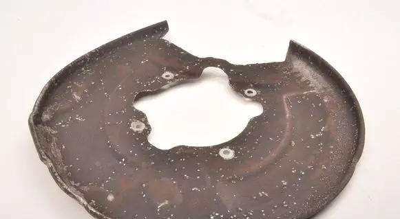 Volvo XC90 Front brake disc dust cover plate 31445103