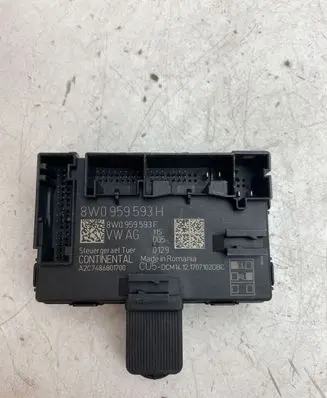 Audi A4 S4 B9 Door control unit/module 8W0959593H
